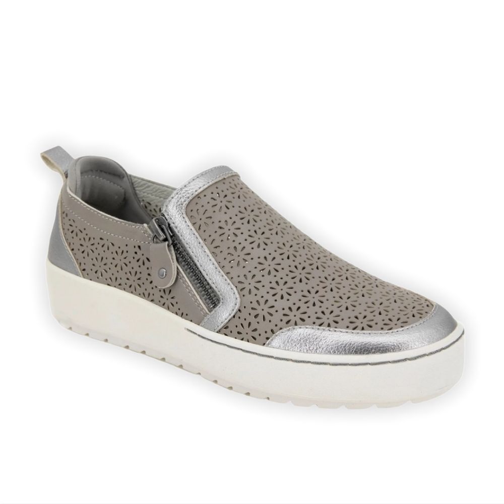Jambu July silver Leather floral Lazer cut sneaker‎ Loafer shoe size 8